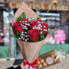 Buqu 7 Botes de Rosa Love com T8