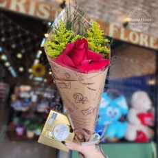 Rosa no Jornal com Ferrero T4