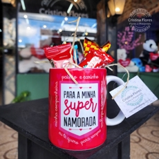 Caneca com Bombons Super Namorada