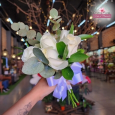 Buque de Noiva Branco 7 Rosas