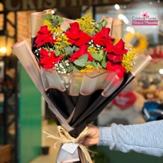 Buqu� Luxo de 7 Rosas 
