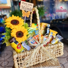 Cesta Especial de Caf� com Girass�is