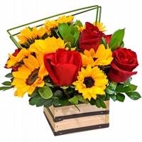 Arranjo Rosas Vermelhas e Girassis 