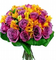 Buqu de Flores Coloridas Sintonia da Conquista
