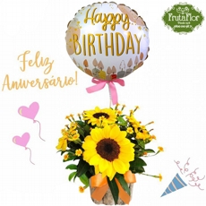 Arranjo de Girass�is e Bal�o Happy