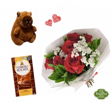 Pequeno Mimo, Chaveiro Capivara e Ferrero Tablete