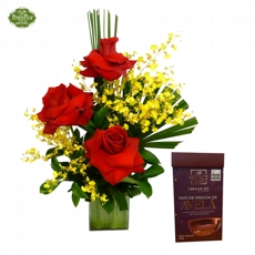 Rosas Colombianas e Ovo Avel� Vidolce 