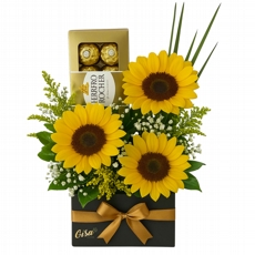 Arranjo de Girassis com Chocolates Ferrero Rocher