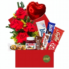 Cesta Romntica com Rosas e Delcias de Chocolate