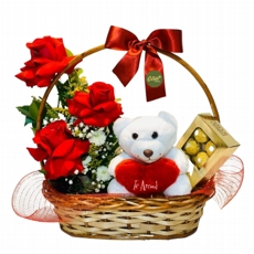Cesta Usrsinho com Flores e Ferrero