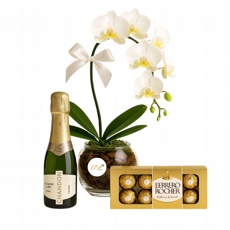 Orqudea Branca com Ferrero e Espumante