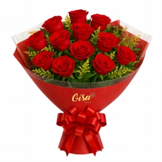 Buqu� Tradicional com 12 Rosas Vermelhas 