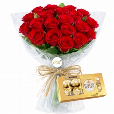 Delicado com 18 Rosas vermelhas e Ferrero 