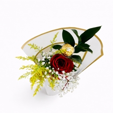 Buqu� com 1 Rosa Nacional e 1 Ferrero Rocher