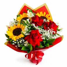 Buqu� 3 rosas colombianas e 3 girass�is