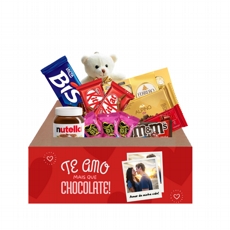 Cesta Personalizada Te Amo Mais que Chocolate - com foto do Casal