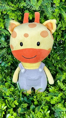PEL�CIA GIRAFA MENINO
