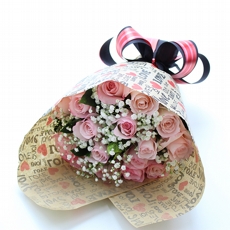 Buqu Com 12 Rosa Cor De Rosa No Papel Kraft Decorativo