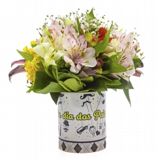 Arranjo Na Caneca Feliz Dia Dos Pais Com Flores