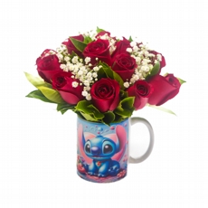 Arranjo de Rosas Vermelhas na Caneca Stitch Corao Rosa