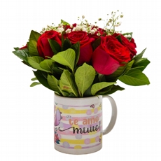 Arranjo de Rosas Vermelhas- Caneca Angel e Stitch