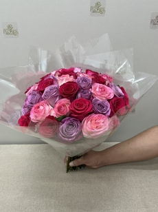 Buqu� Ramalhete Carisma de Rosas Rosadas 