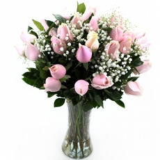 Encanto De Rosas Cor De Rosa No Vaso De Vidro