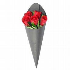 Arranjo Sofisticado Cone Black  Com Rosas Vermelhas