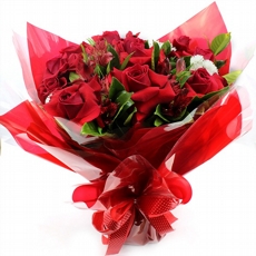 Buqu com 12 Rosas Colombianas Abertas